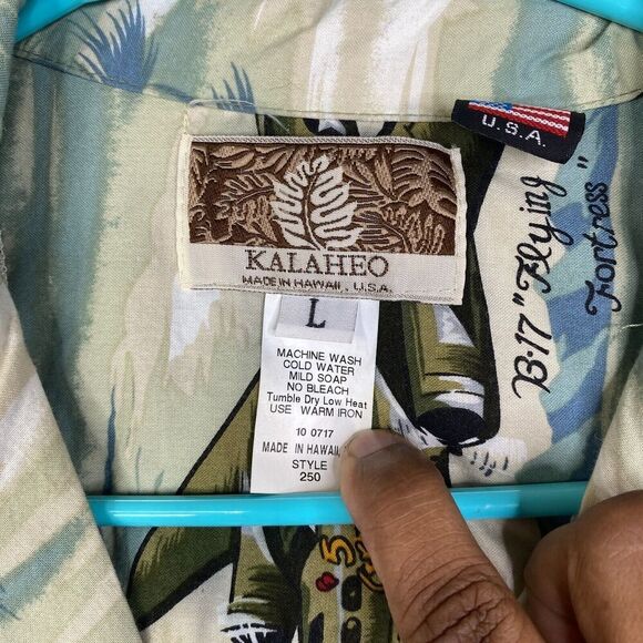 Vintage Kalaheo Hawaiian Shirt Mens L Vietnam War Era Planes Helicopters Jets - Picture 5 of 9